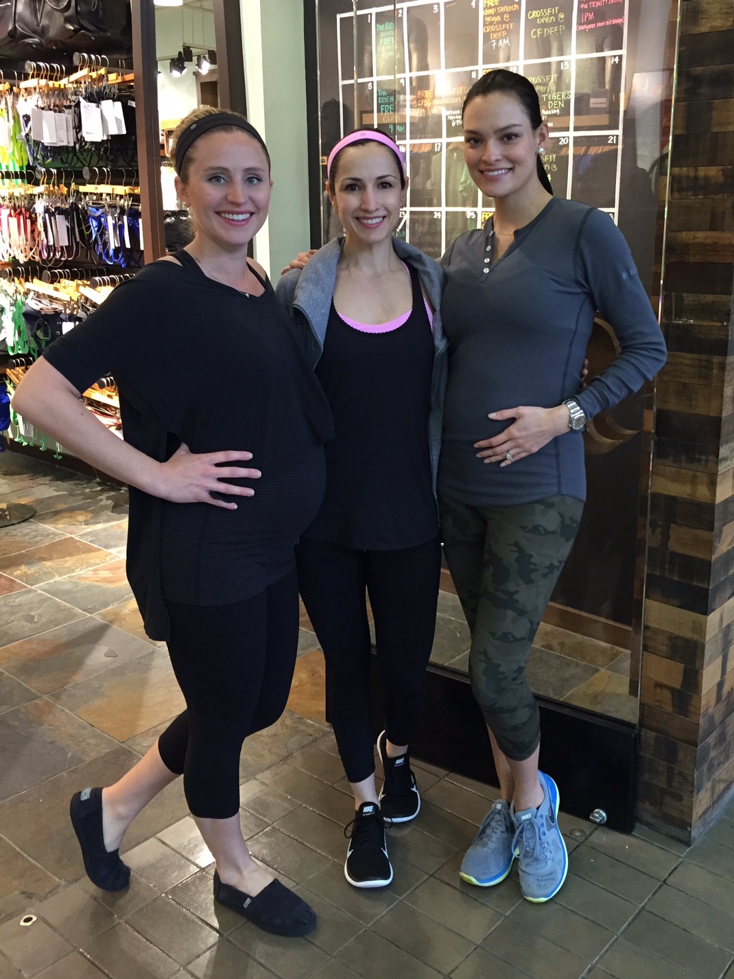 GIFT GUIDE: LULULEMON ACTIVE GIFTS FOR HER - Loubies and Lulu